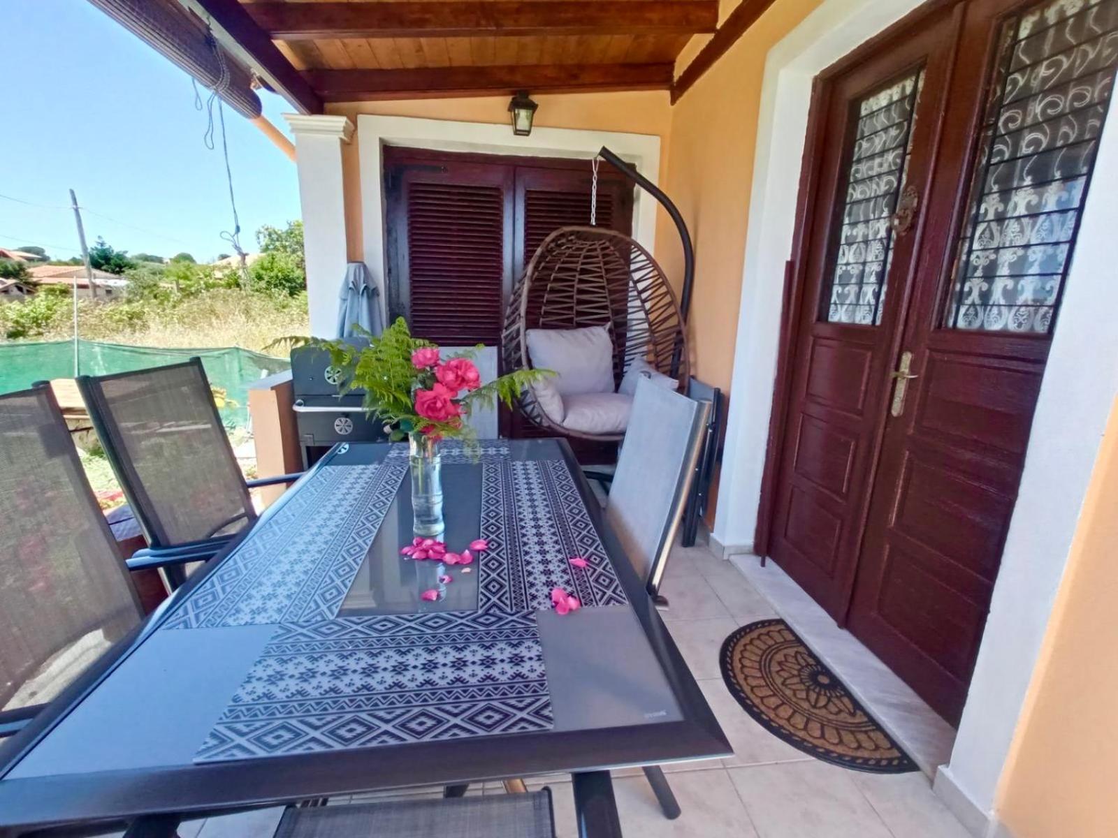 Marina House Next To Halikounas Beach מראה חיצוני תמונה
